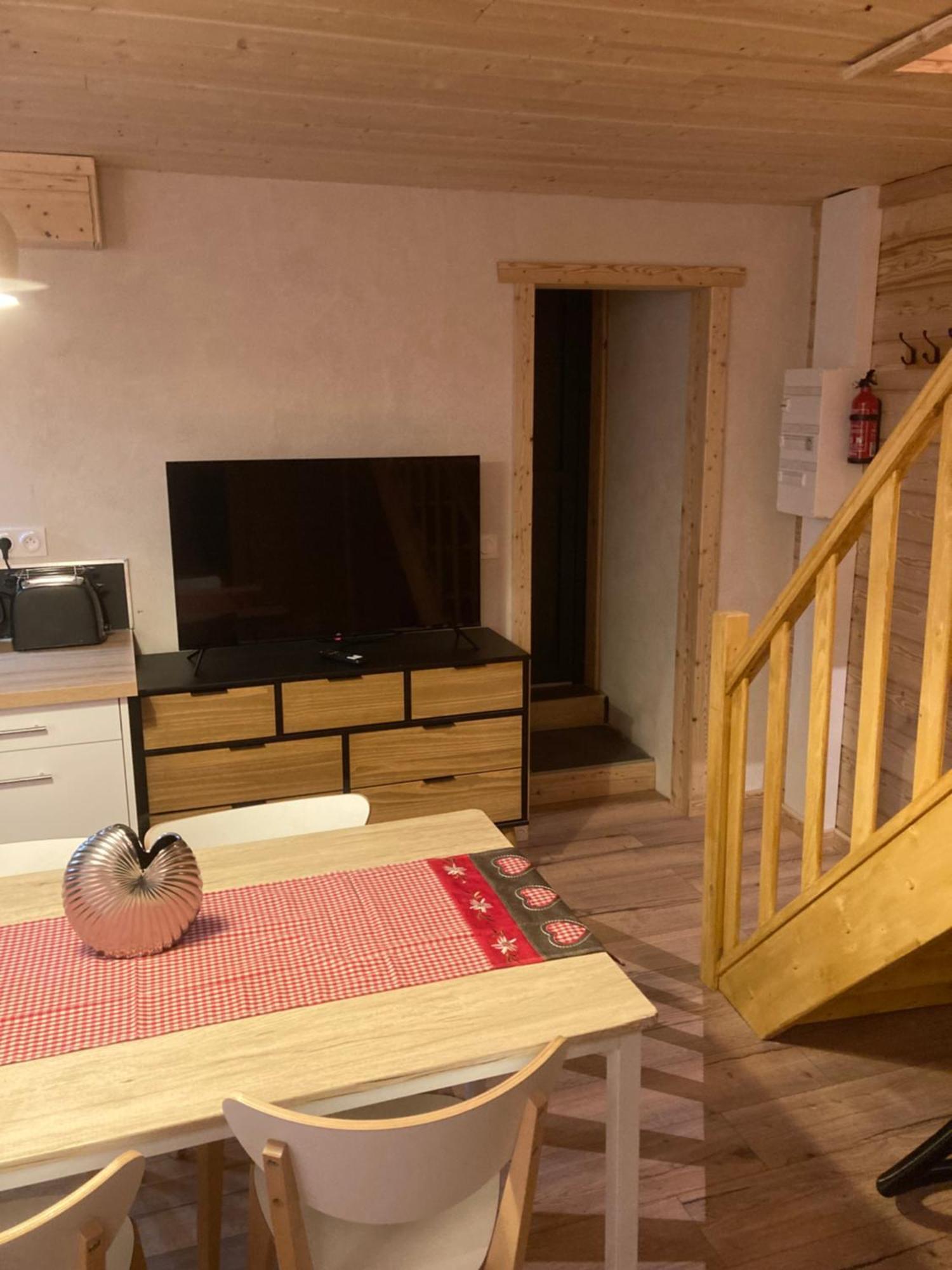 Maison Boutxy Le Clos Des Ours Матемал Екстериор снимка
